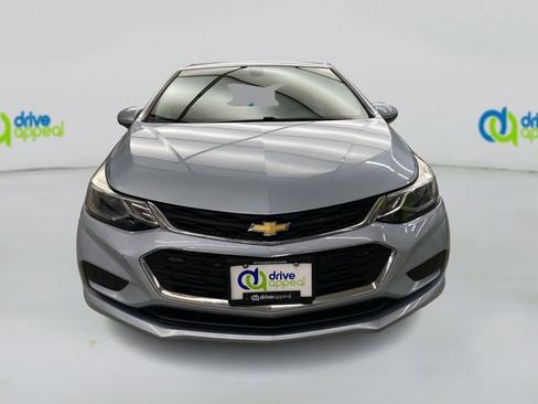Used 2017 Chevrolet Cruze LT w/ Convenience Package FWD image 15