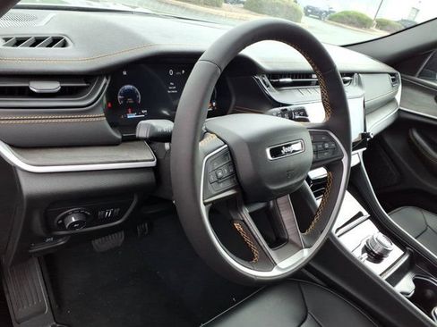 New 2026 Jeep Grand Cherokee Limited AWD/4WD image 6