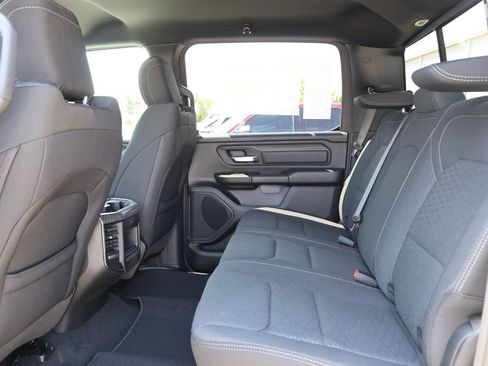 New 2026 RAM 1500 Express AWD/4WD image 41