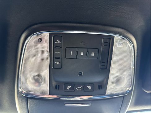 Used 2021 Jeep Grand Cherokee Limited X image 34