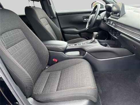 Used 2024 Honda HR-V Sport image 18