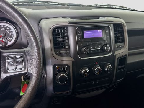 Used 2018 RAM 1500 Express RWD image 18