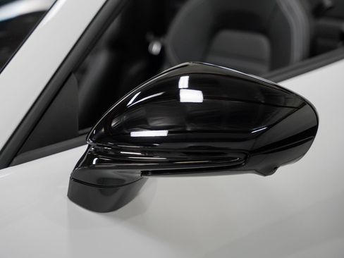 Used 2026 Porsche 911 GTS image 17
