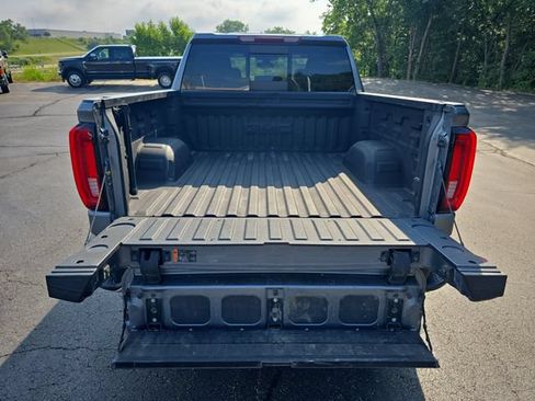 Used 2020 GMC Sierra 1500 SLT w/ SLT Premium Plus Package AWD/4WD image 32