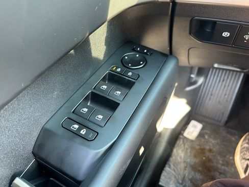 New 2027 Kia Telluride S image 21