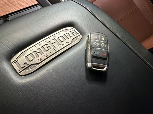 Used 2022 RAM 3500 Limited AWD/4WD image 56