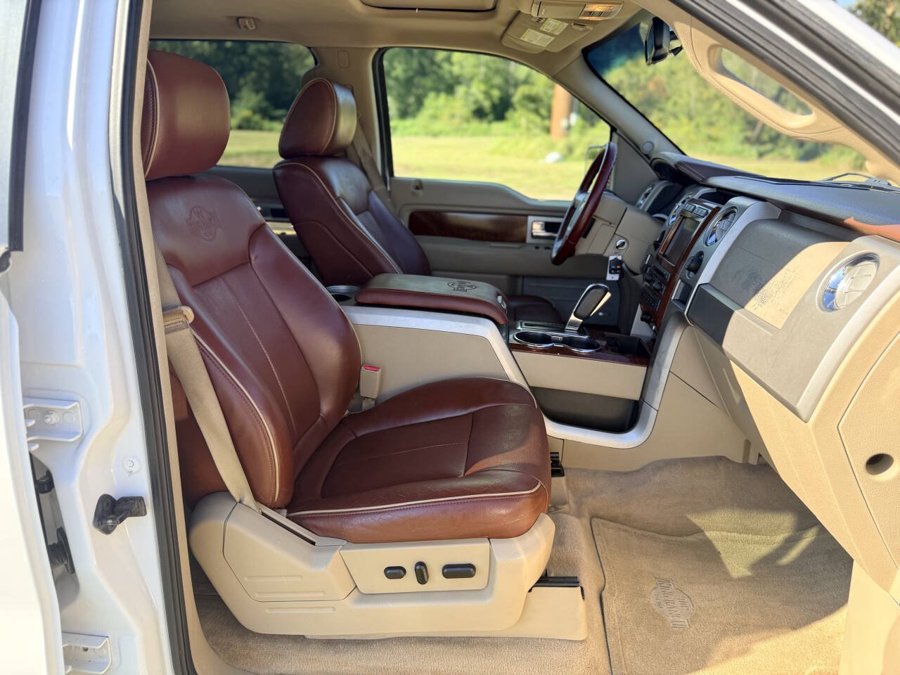 Used 2010 Ford F150 Lariat RWD image 19