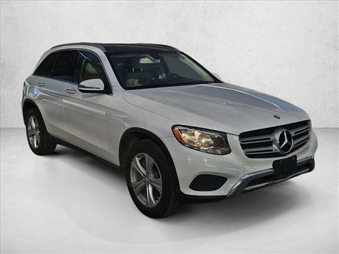 Used 2016 Mercedes-Benz GLC 300 image 3