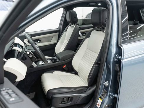 Used 2023 Land Rover Discovery Sport S R-Dynamic image 8