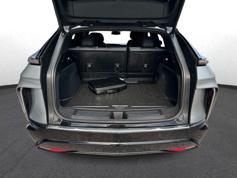 Used 2024 Cadillac Lyriq Tech w/ LPO, Floor Liner Package RWD image 11