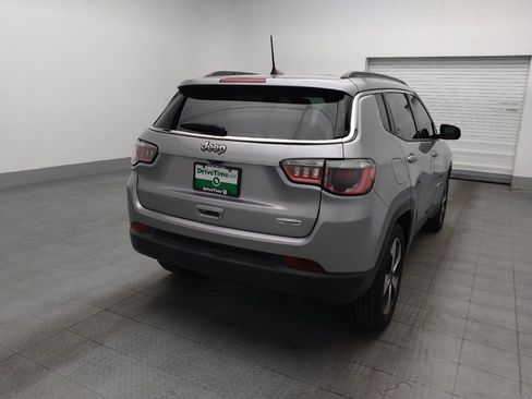 Used 2018 Jeep Compass Latitude w/ Popular Equipment Group FWD image 7