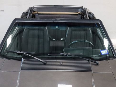 Used 1990 Ford Mustang GT RWD image 15