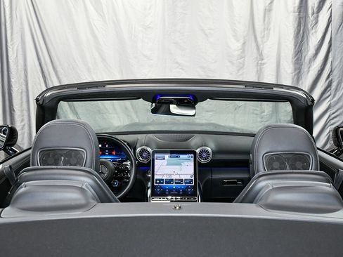 Used 2022 Mercedes-Benz SL 55 AMG 4MATIC w/ AMG Night Package II image 86