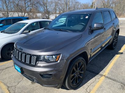 Used 2018 Jeep Grand Cherokee Altitude