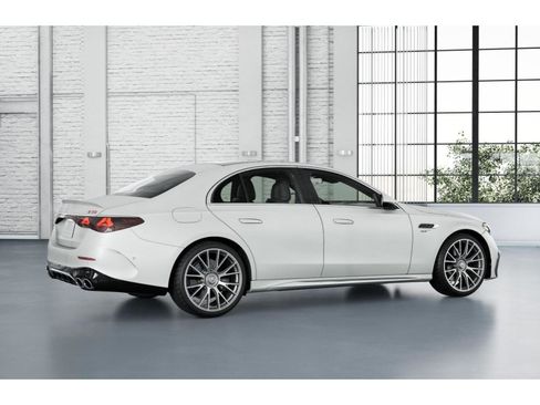 New 2026 Mercedes-Benz E 53 AMG e 4MATIC Sedan image 19