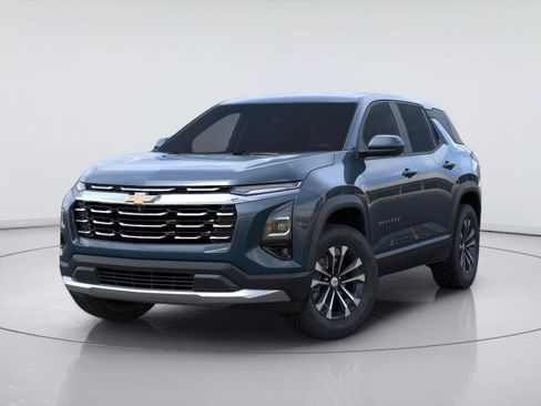New 2027 Chevrolet Equinox LT w/ Safety and Technology Package FWD image 8