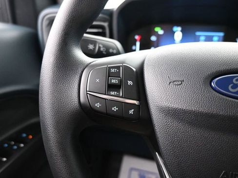 New 2025 Ford Maverick XL image 13