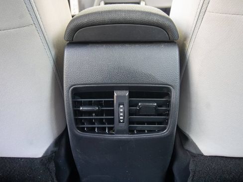 Used 2022 Toyota Corolla Cross L FWD image 35