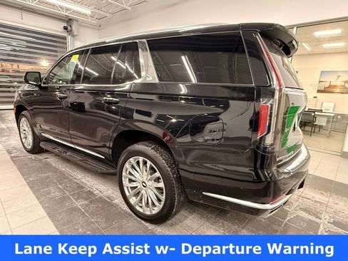 Used 2023 Cadillac Escalade Premium Luxury image 6