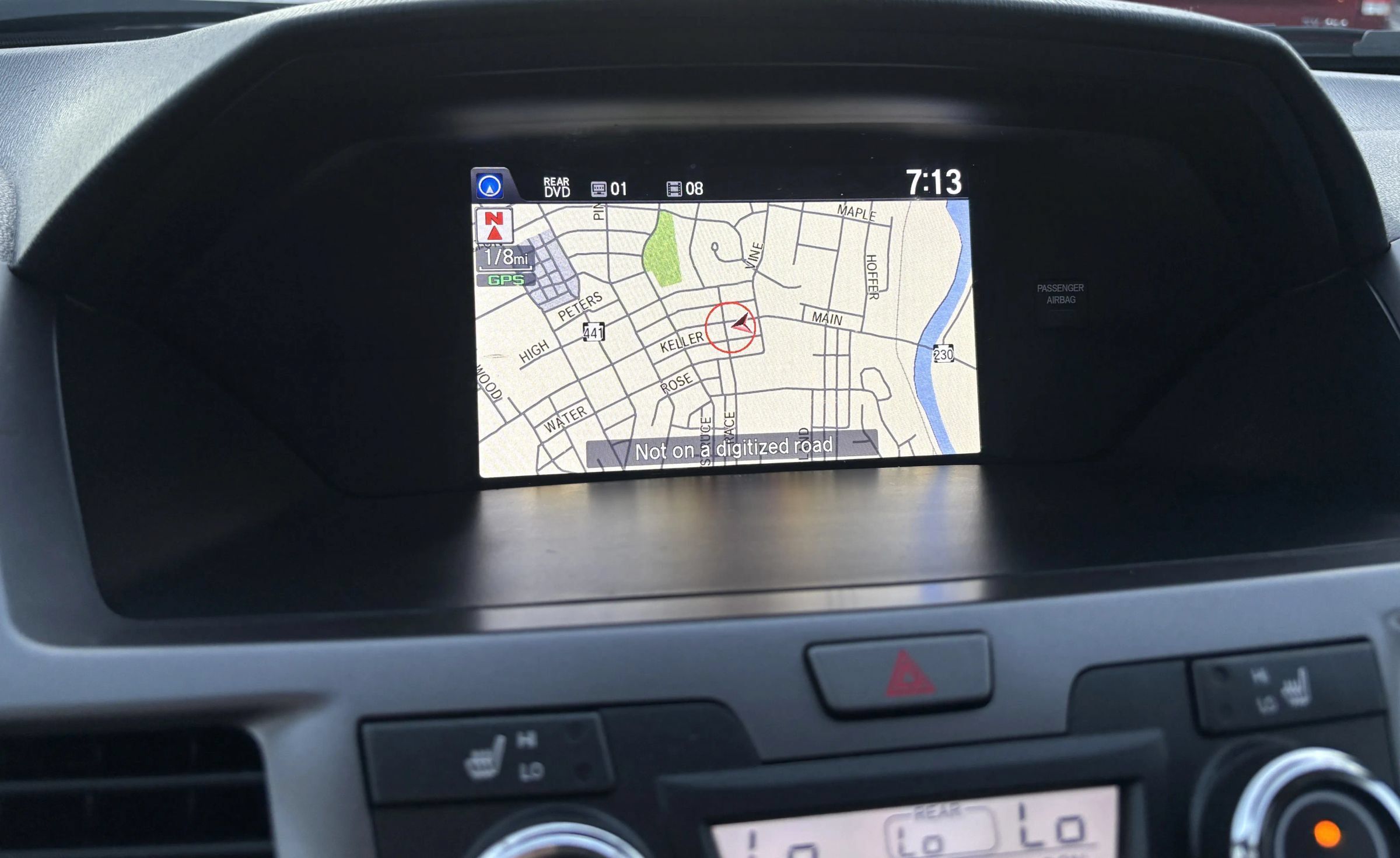 Used 2015 Honda Odyssey Touring image 24