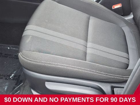 Used 2025 Hyundai Venue SEL FWD image 15