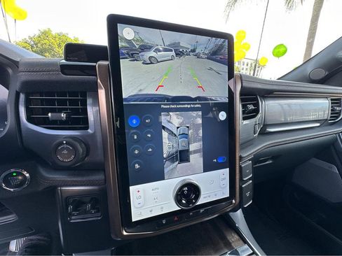 Used 2023 Ford F150 Lightning Lariat w/ Equipment Group 511A High image 6