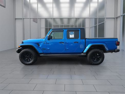 Used 2023 Jeep Gladiator Sport AWD/4WD image 6