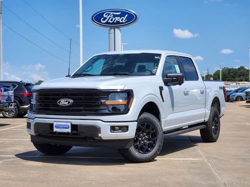 New 2025 Ford F150 XLT w/ Equipment Group 302A MID image 2