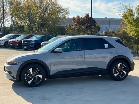 New 2026 Hyundai Ioniq 5 SE image 6