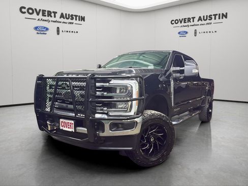 Used 2023 Ford F250 Lariat image 1