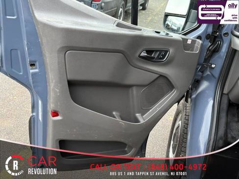 Used 2020 Ford Transit 250 148 High Roof Extended image 28