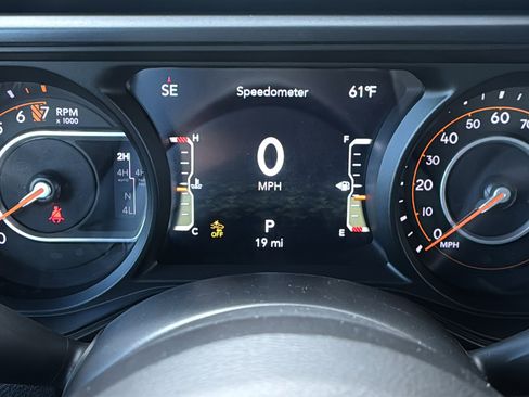 New 2026 Jeep Gladiator Rubicon image 32