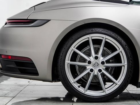 Used 2022 Porsche 911 Carrera w/ Premium Package RWD image 9