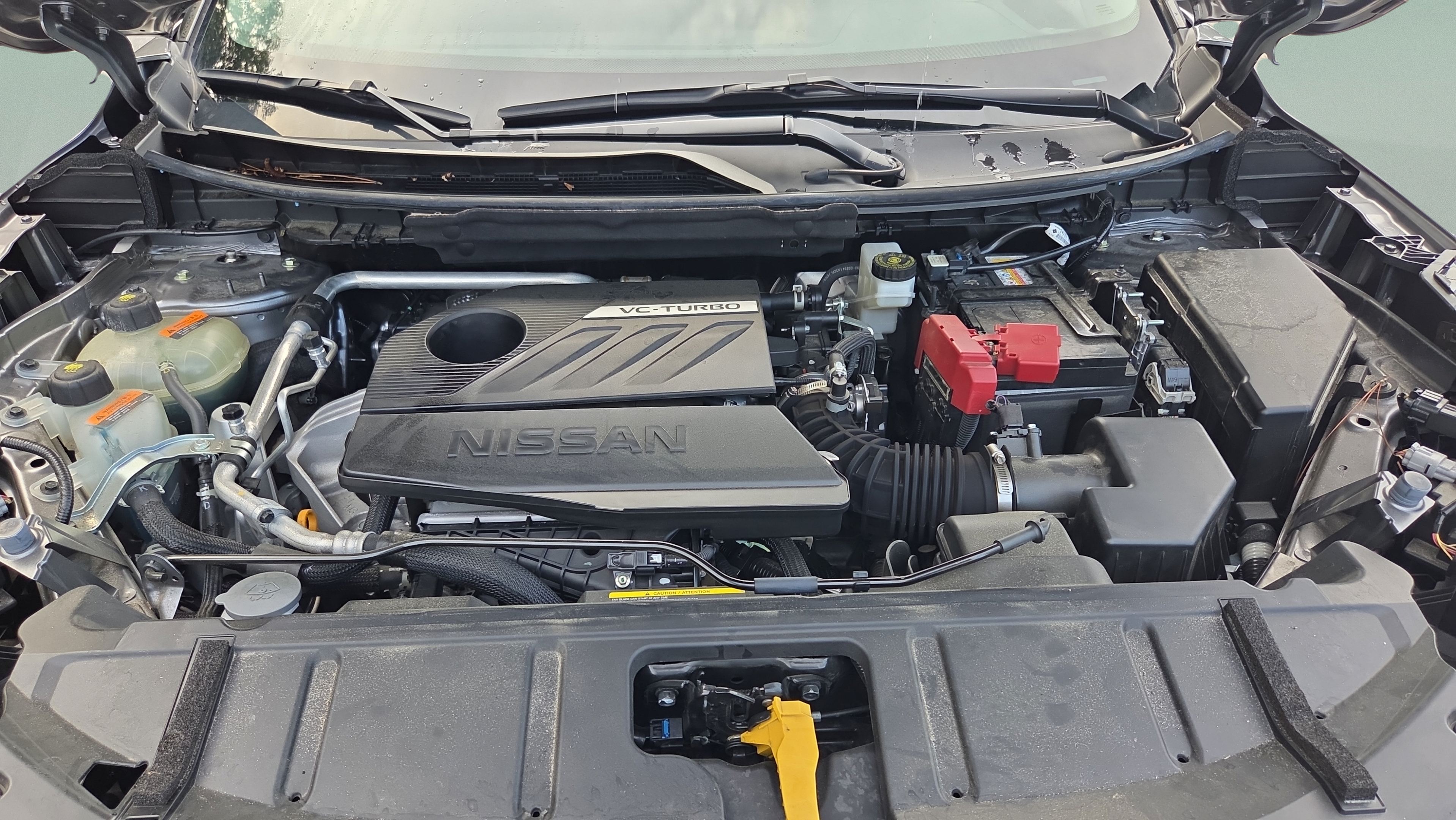Used 2025 Nissan Rogue SV w/ SV Premium Package FWD image 17