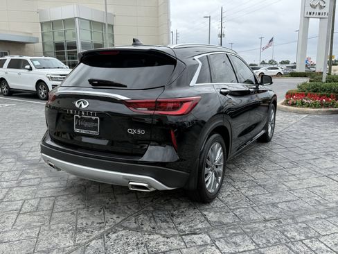 Certified 2024 INFINITI QX50 Luxe FWD image 12