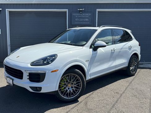 Used 2017 Porsche Cayenne S AWD/4WD image 1