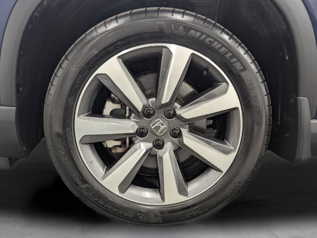 Certified 2024 Honda Pilot Touring image 10