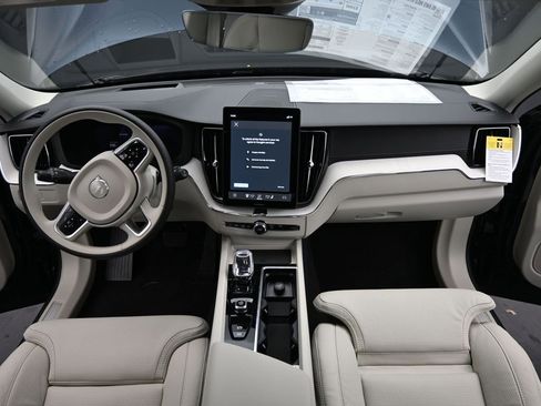 New 2026 Volvo XC60 B5 Ultra w/ Protection Package Premier AWD/4WD image 21