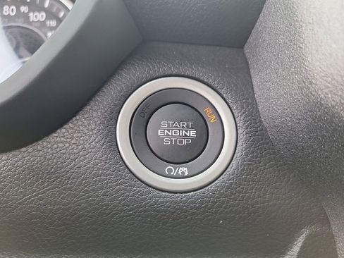 Used 2025 RAM 2500 Tradesman image 25