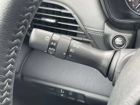 Used 2020 Subaru Outback Premium AWD/4WD image 12