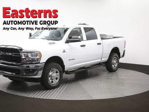 Used 2022 RAM 2500 Tradesman w/ Chrome Appearance Group AWD/4WD image 61