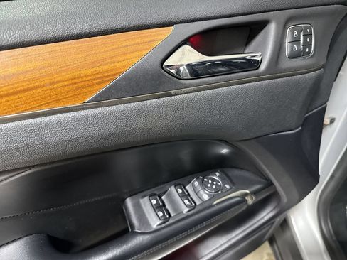 Used 2019 Lincoln MKC Reserve w/ MKC Technology Package FWD image 22
