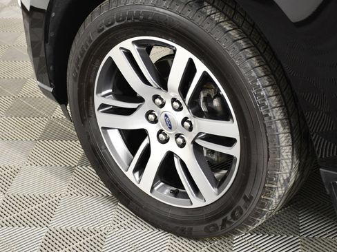 Used 2024 Ford Expedition Limited AWD/4WD image 41