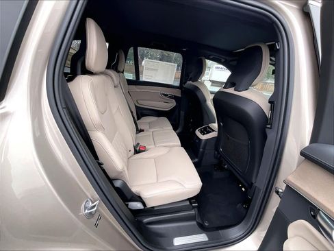 New 2026 Volvo XC90 T8 Plus w/ Protection Package AWD/4WD image 27