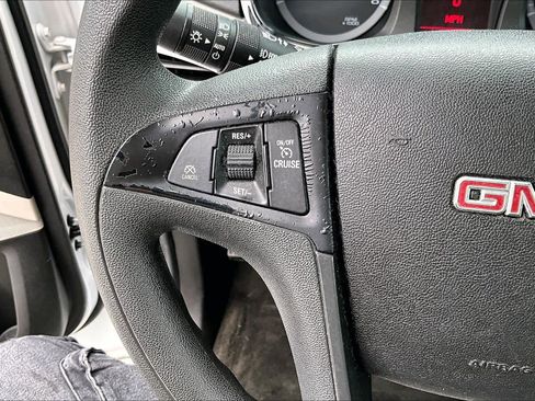 Used 2015 GMC Terrain SLE image 21