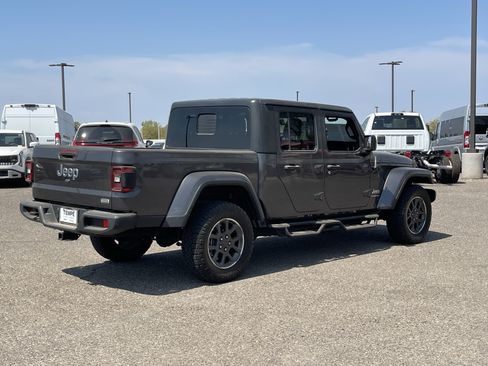 Used 2020 Jeep Gladiator Overland AWD/4WD image 5