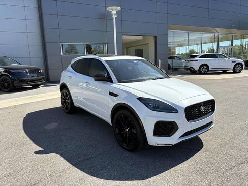 Used 2024 Jaguar E-PACE R-Dynamic SE image 3