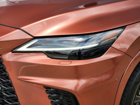 Used 2023 Lexus RX 500h F Sport w/ Cold Area Package AWD/4WD image 9