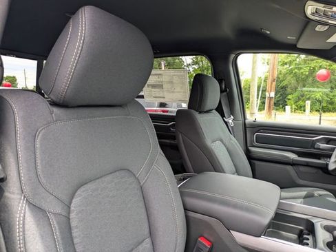 New 2026 RAM 1500 4x4 Crew Cab image 34