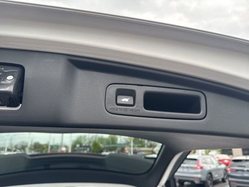 Used 2025 Honda CR-V EX-L image 20